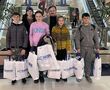 kinderen krijgen kleding